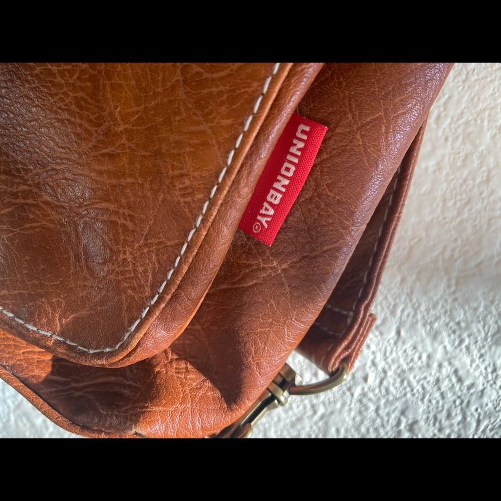 ❌SOLD❌Unionbay Women Brown Crossbody Bag - Picture 6 of 7
